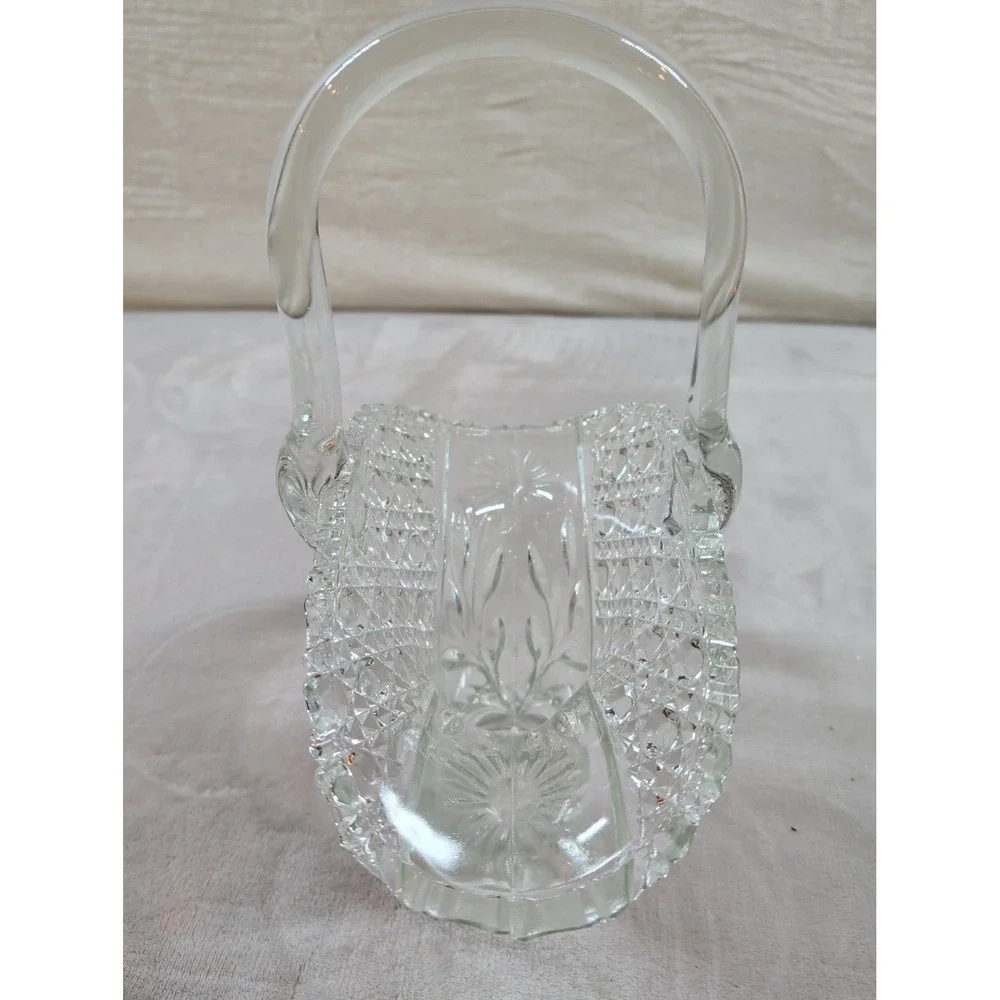 Vintage Clear Cut Glass Basket Starburst Circle Pattern‎ Decorative Centerpiece